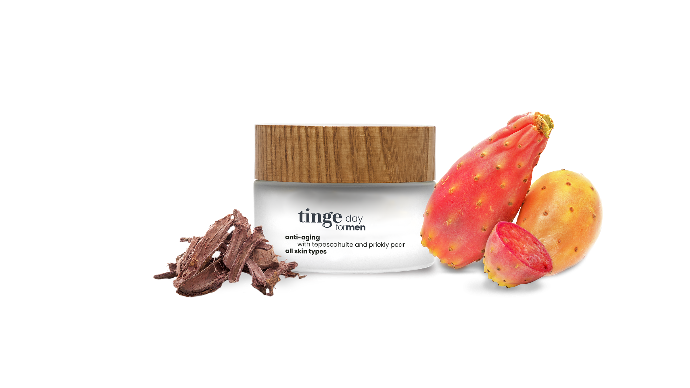 tinge daycream for men tinge daycream for men with tepescohuite tepescohuite and prickly pear on a white background
