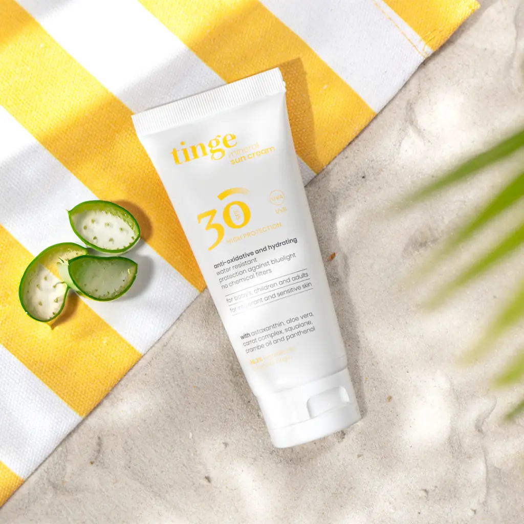 4791828 Mineral Sun Cream 30_02-LOWRES-vierkant.webp