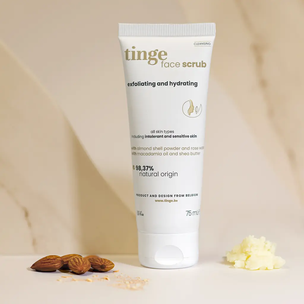 Face Scrub_02-LOWRES-vierkant.webp